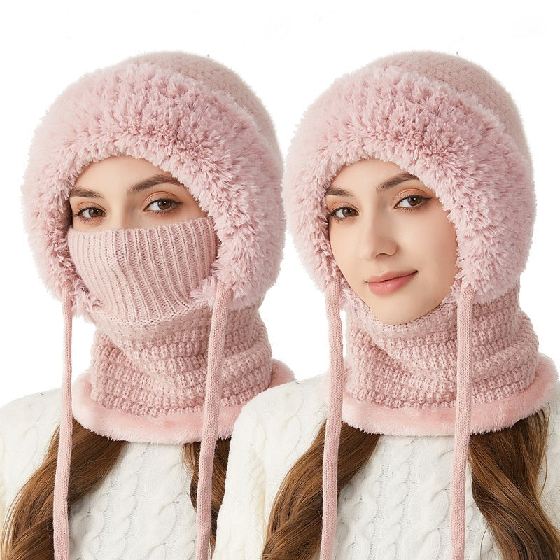 Bonnet femme avec écharpe intégrée