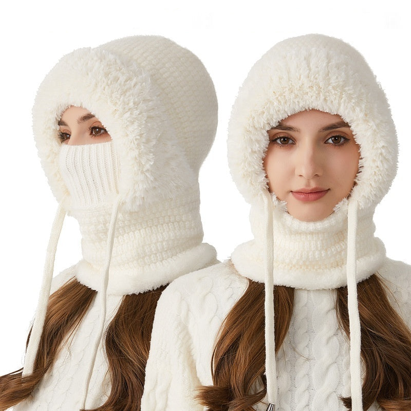 Bonnet femme avec écharpe intégrée